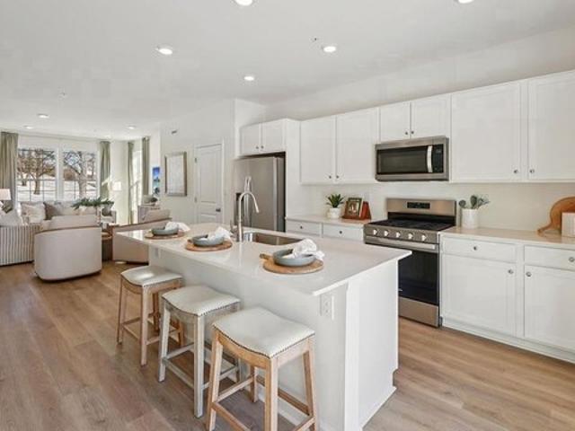 Townhouse for sale in Chester, Pennsylvania