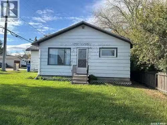 House for sale in Moosomin, Saskatchewan