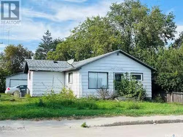 House for sale in Moosomin, Saskatchewan