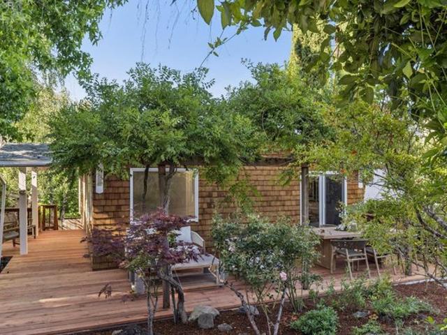 House for sale in Corte Madera, California