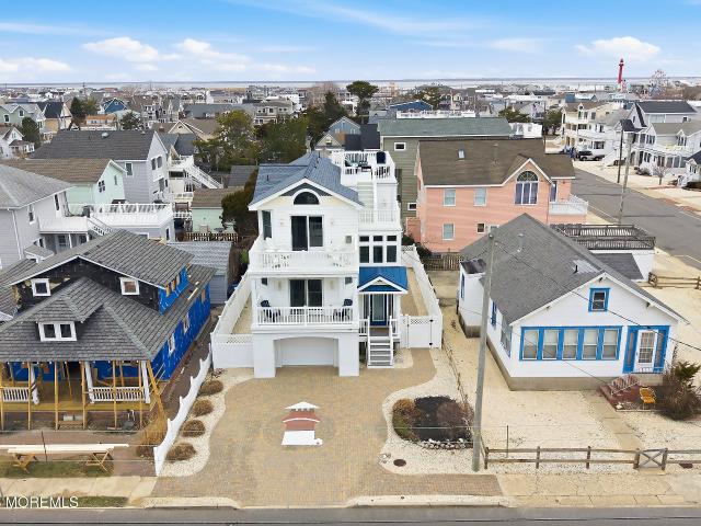 House for sale in Beach Haven, New Jersey