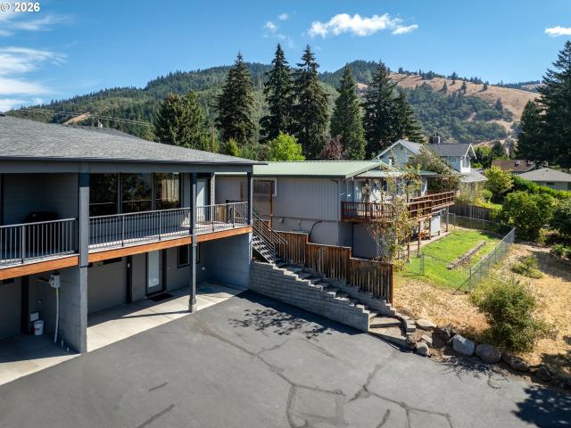 Townhouse for sale in White Salmon, Washington