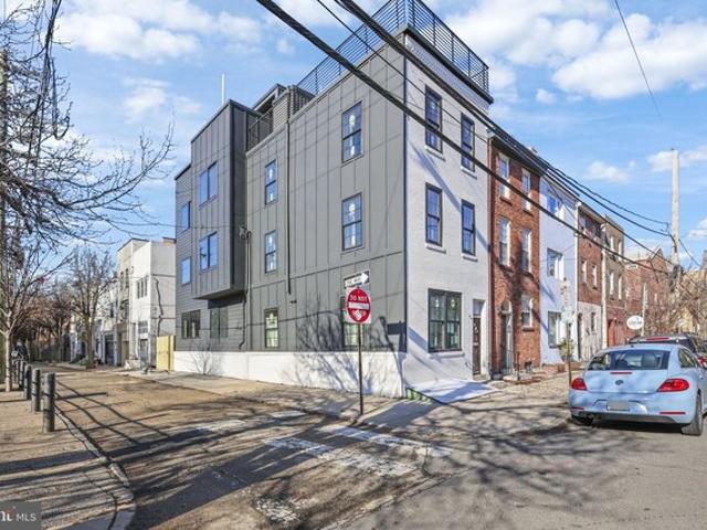 Townhouse for sale in Philadelphia, Pennsylvania