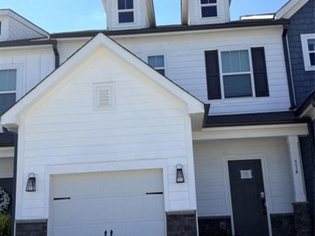Townhouse for sale in Clover, South Carolina