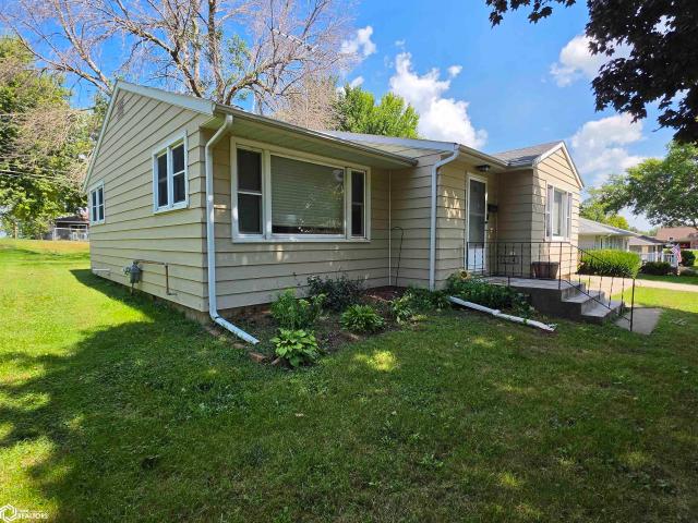 House for sale in Carroll, Iowa