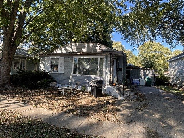 House for sale in Villa Grove, Douglas County