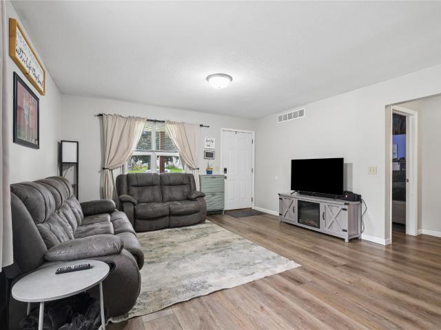 House for sale in Knoxville, Iowa