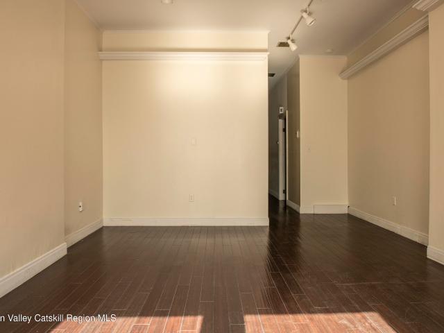 Townhouse for sale in Oakdale, City of Hudson