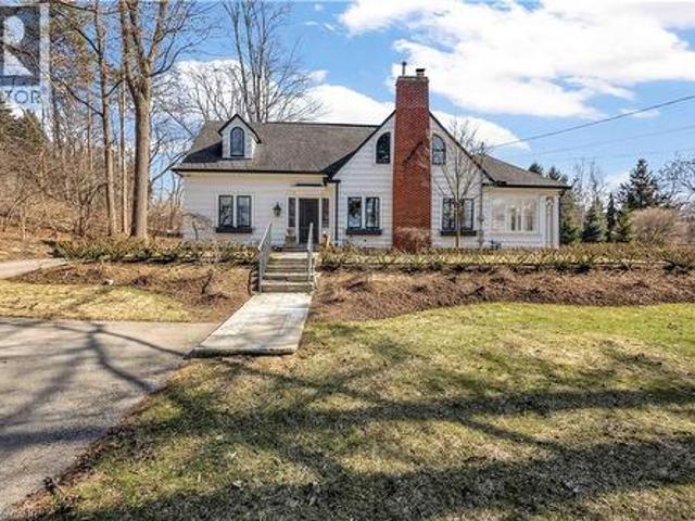House for sale in Ancaster, Ontario