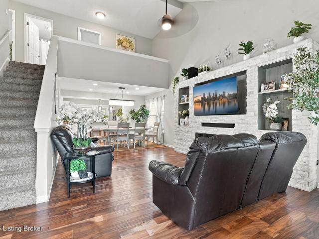 House for sale in Shelbyville, Shelby County