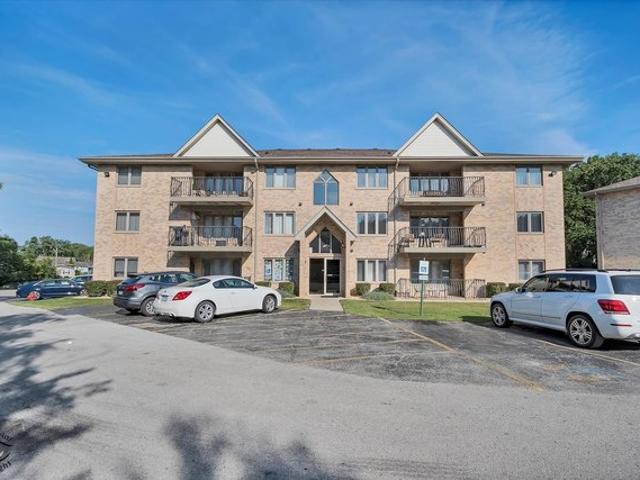 Condo for sale in Oak Forest, Illinois