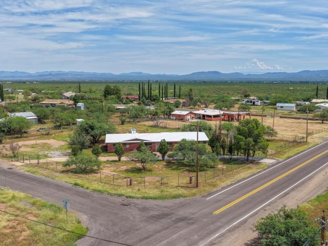 House for sale in Cochise, Arizona