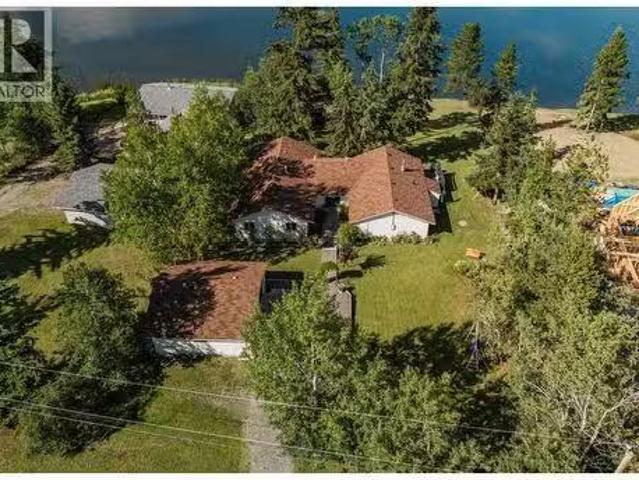 House for sale in 108 Mile Ranch, British Columbia