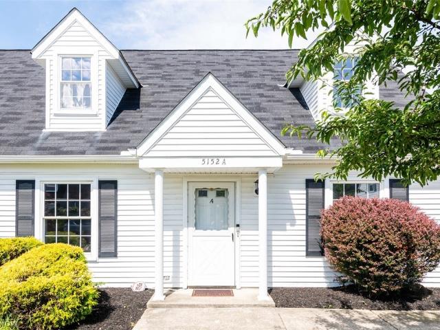 Condo for sale in Willoughby, Ohio