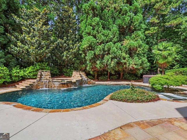 House for sale in Braselton, Georgia