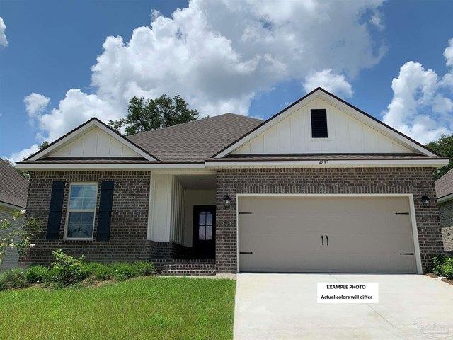 House for sale in Pace, Florida