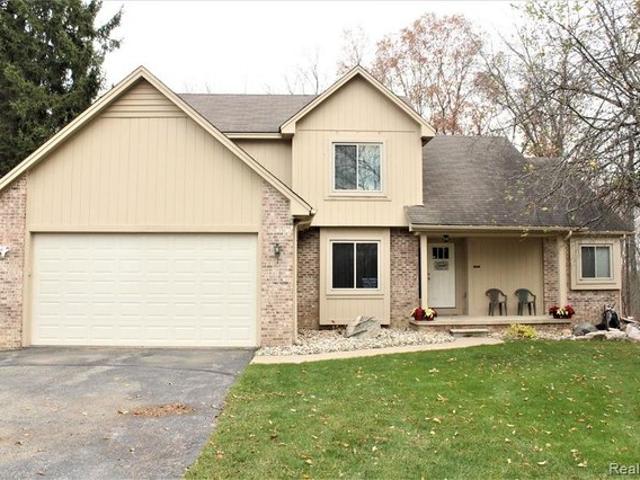 House for sale in Howell, Michigan