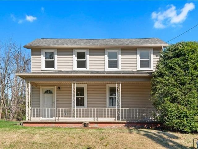 House for sale in Bakerstown, Pennsylvania