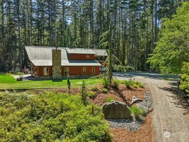 House for sale in Langley, Washington