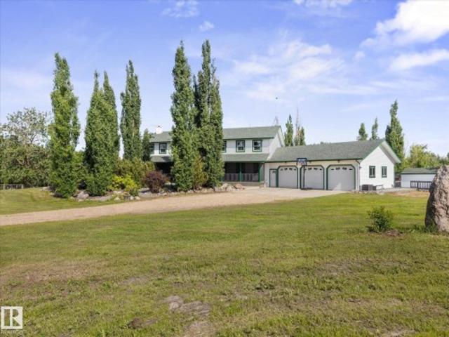 House for sale in Alberta