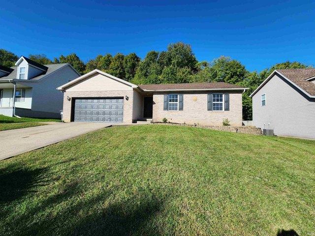 House for sale in Newburgh, Indiana