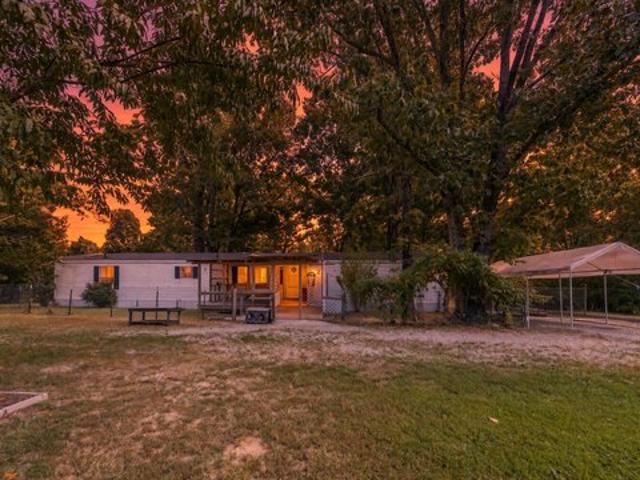 House for sale in Howell, Missouri