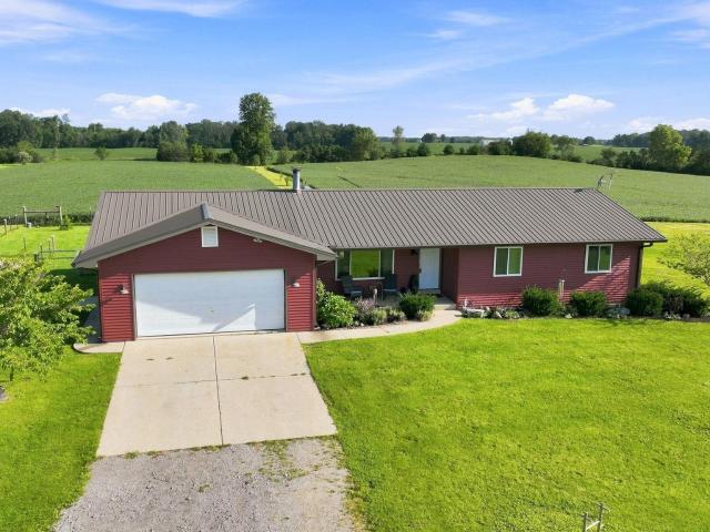House for sale in Collins, Columbia City