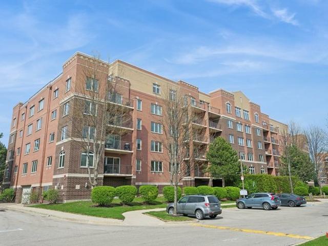 Condo for sale in Skokie, Illinois