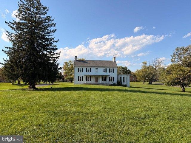 House for sale in Stephens City, Frederick County