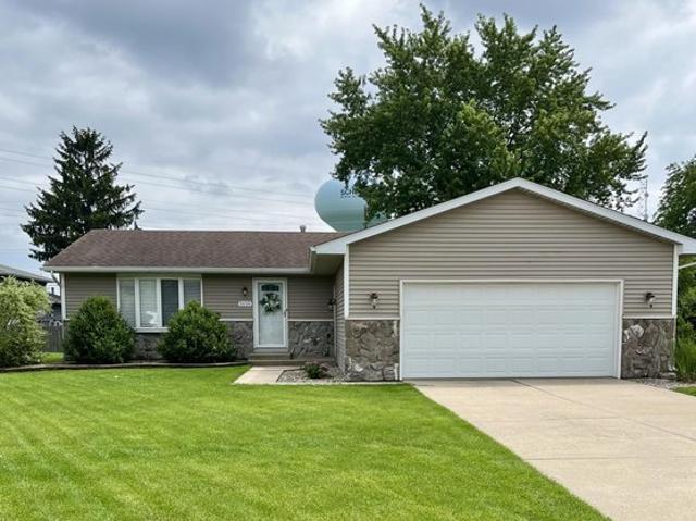 House for sale in Crown Point, Indiana