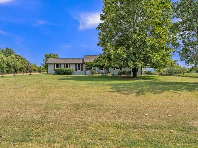 House for sale in Johnson, Texas