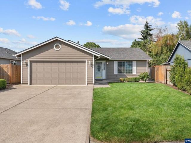 House for sale in Oregonia