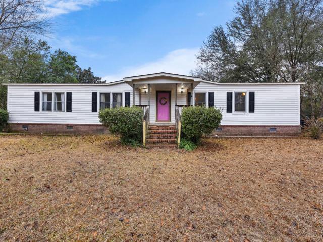 House for sale in Cottageville, South Carolina