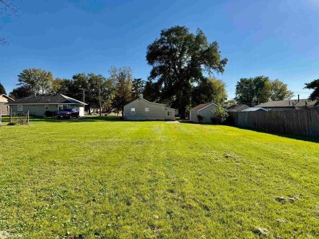 House for sale in Oskaloosa, Mahaska County