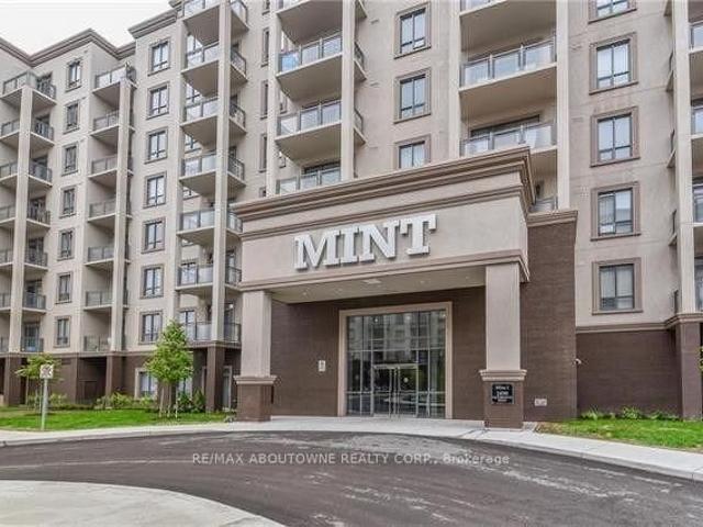Condo for rent in Oakville, Ontario