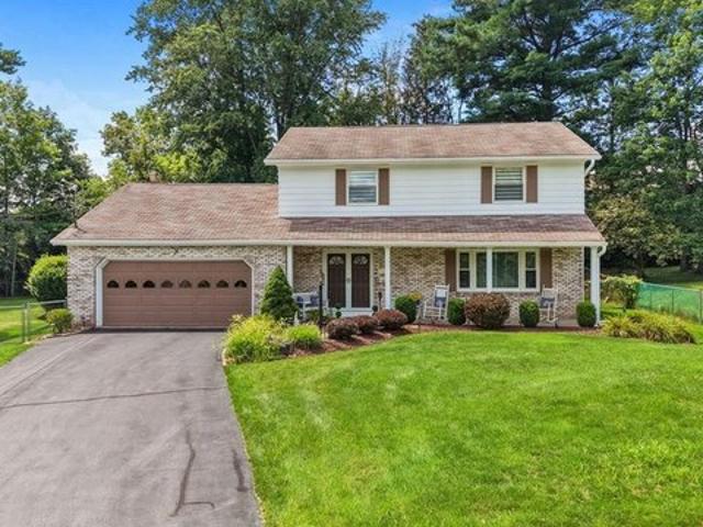 House for sale in Endwell, New York