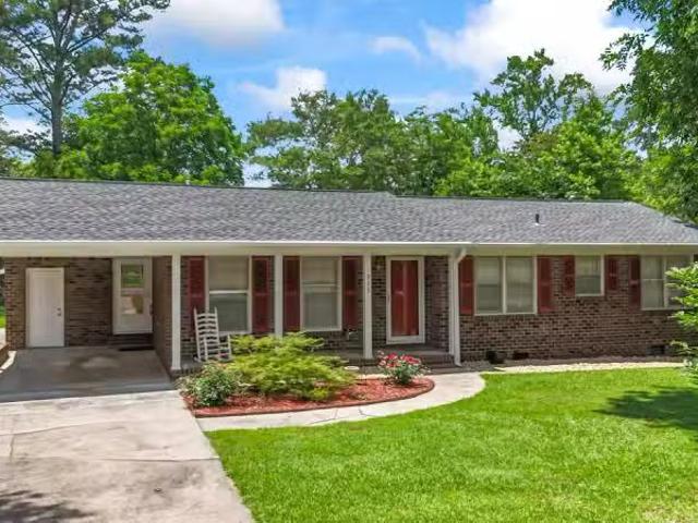 House for rent in Albertville