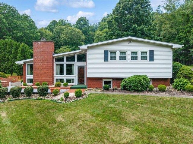 House for sale in Ligonier, Pennsylvania
