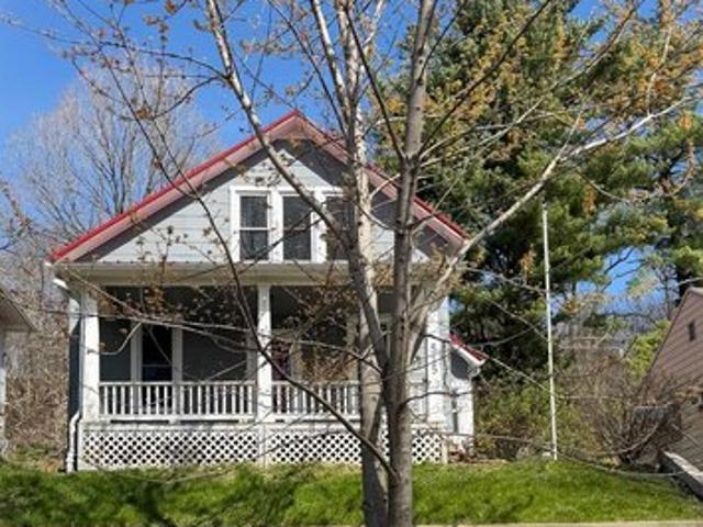 House for sale in Fort Madison, Lee County