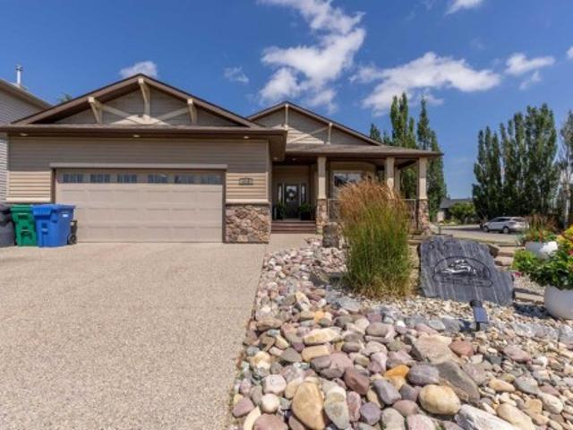 House for sale in Paradise Canyon, Lethbridge