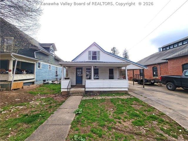 House for sale in Gandeeville, West Virginia