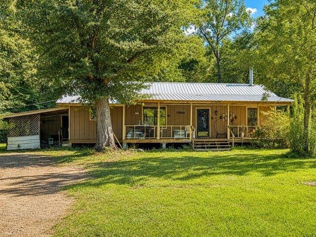 House for sale in Sabine, Texas