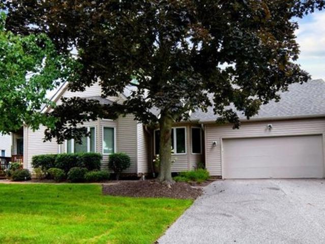 Condo for sale in Chagrin Falls, Ohio