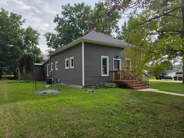 House for sale in Richland Center, Richland County
