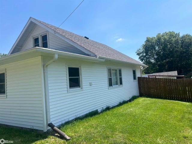 House for sale in Clarinda, Iowa