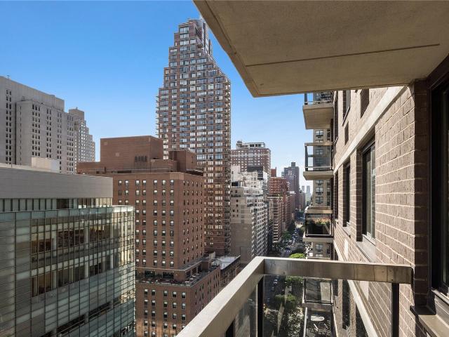 Condo for sale in Arverne, New York