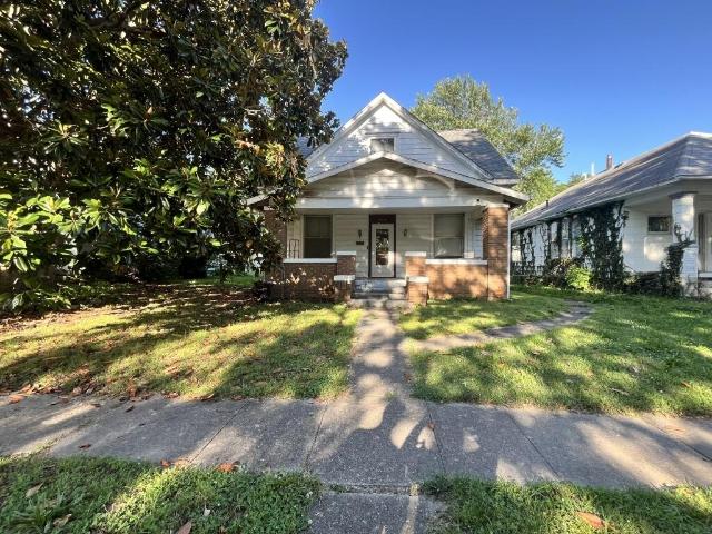House for sale in Barry, Missouri