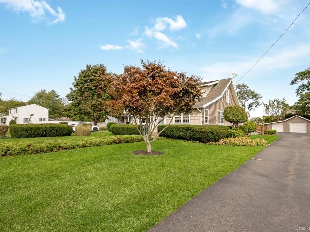 House for sale in Bohemia, New York