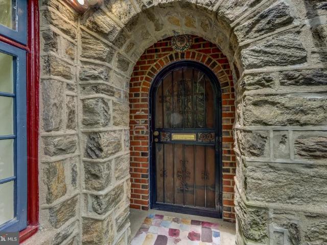 Townhouse for sale in Philadelphia, Pennsylvania