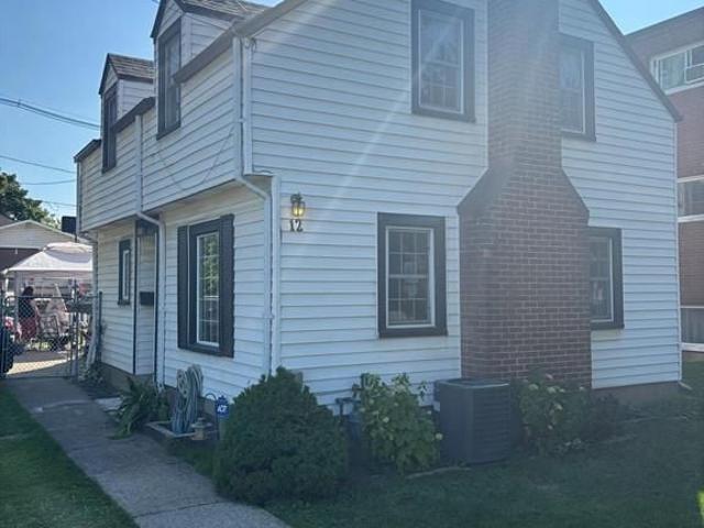 House for sale in Niagara, Ontario